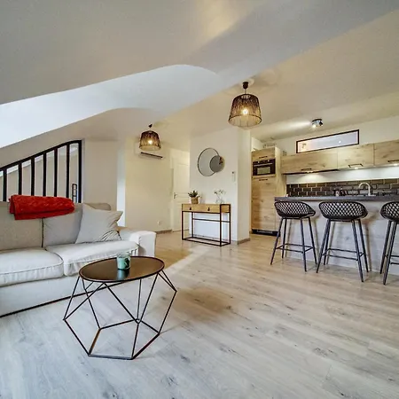 Apartment Sous Combles