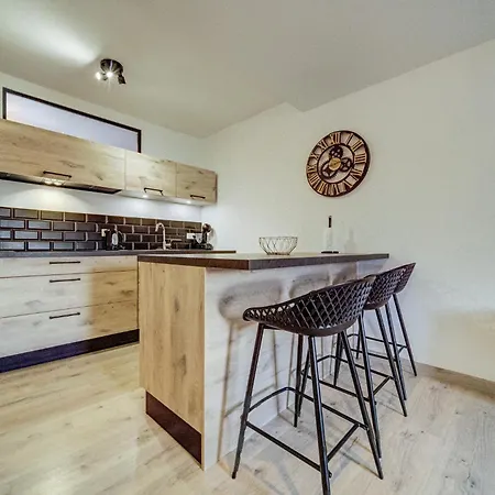 Sous Combles Apartment *